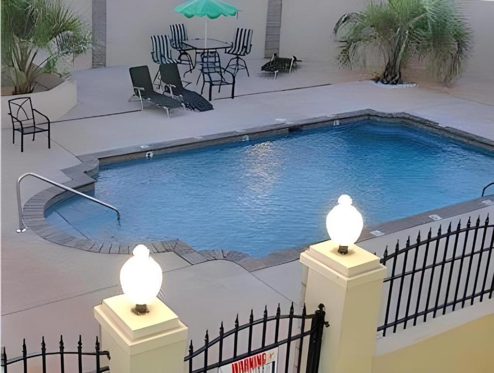Americas Best Value Inn & Suites-גריפין מראה חיצוני תמונה