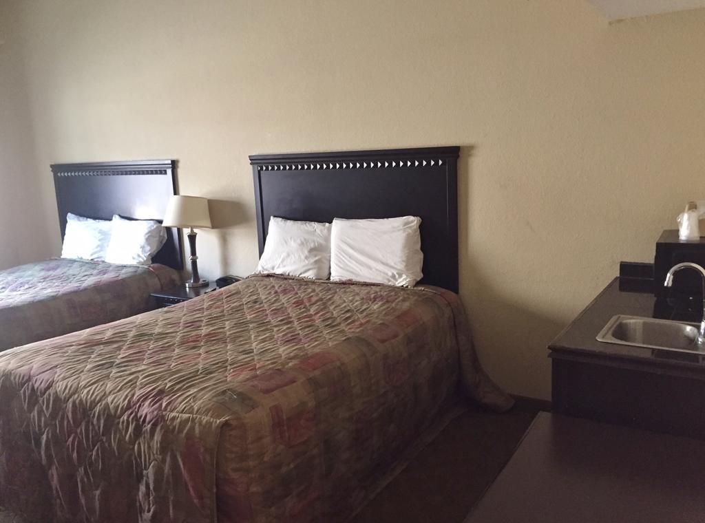 Americas Best Value Inn & Suites-גריפין מראה חיצוני תמונה