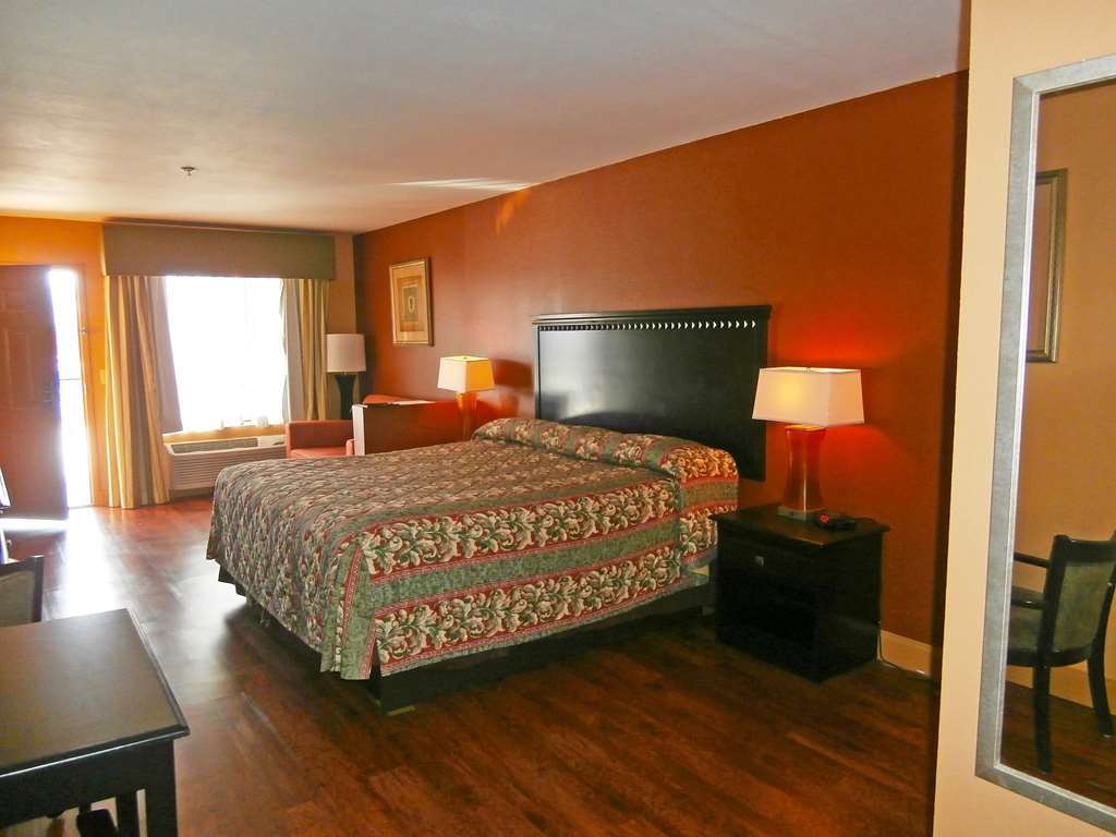 Americas Best Value Inn & Suites-גריפין חדר תמונה